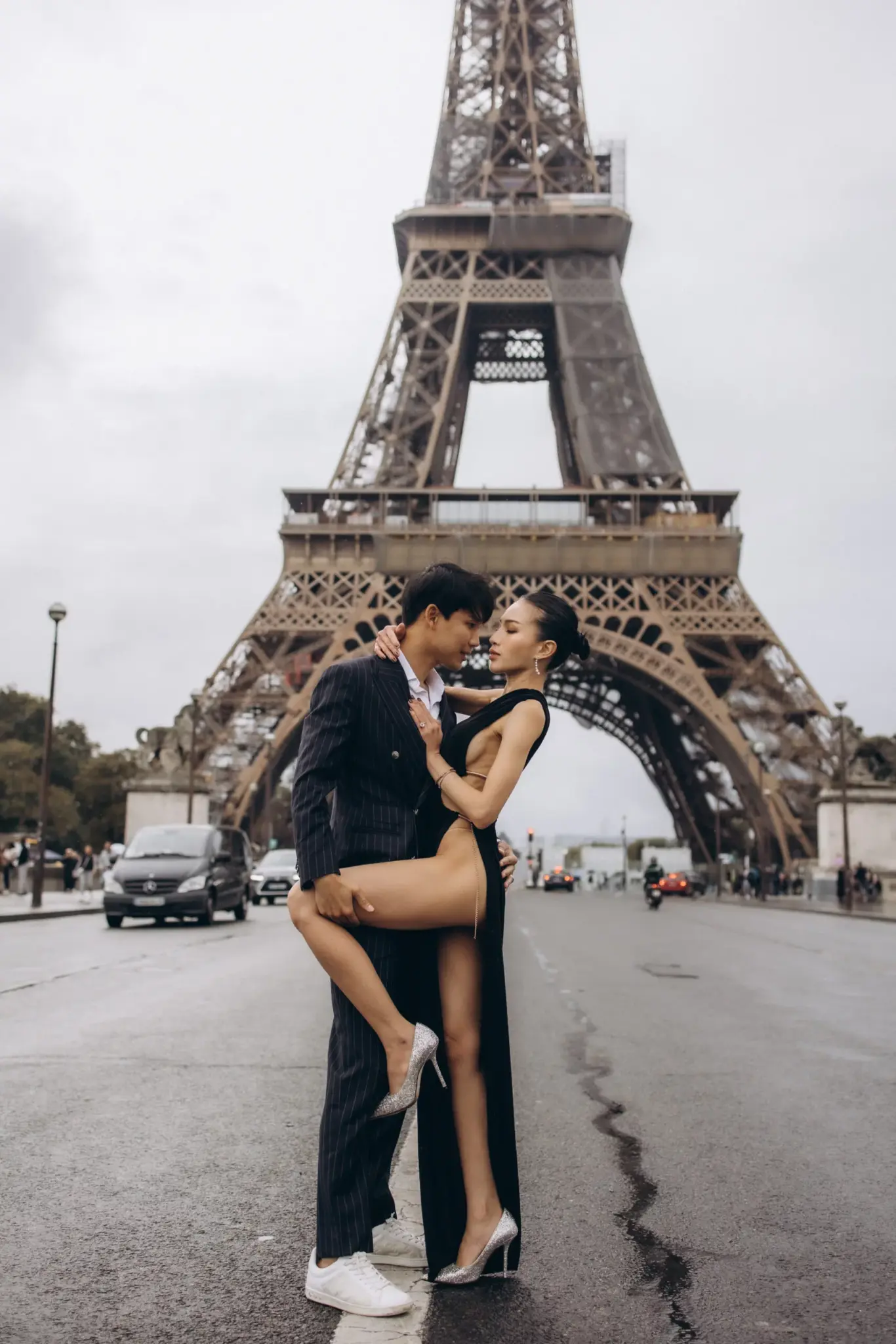 Couple’s photoshoot in Paris