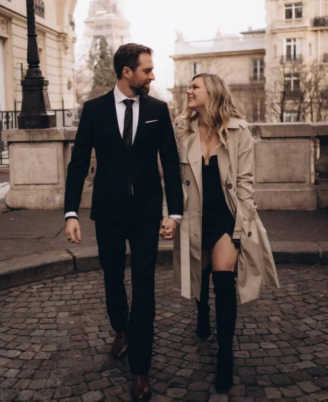 Paris Eiffel Tower Couple Photos