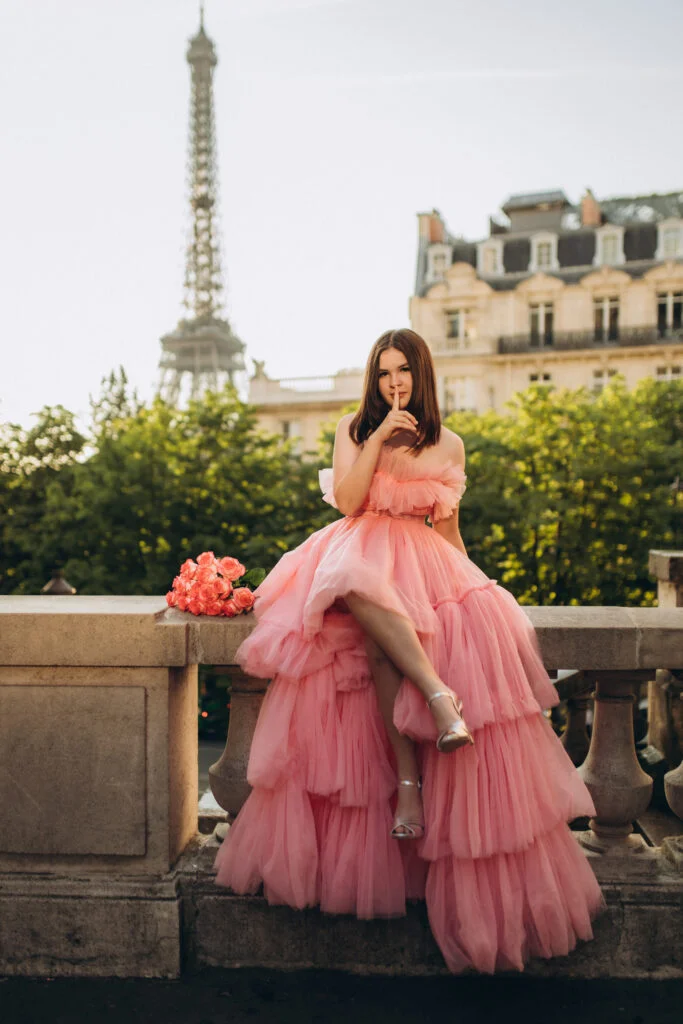 Paris quinceañera photoshoot on Avenue de Camoëns