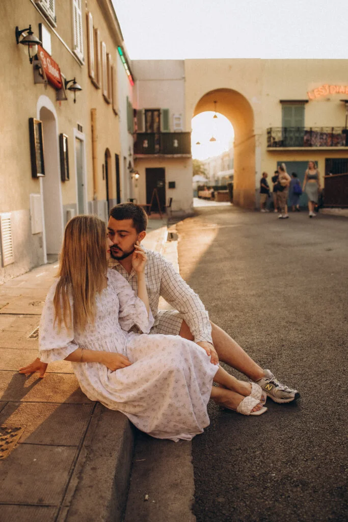 Romantic couple photoshoot in Nice on a charming old town street at sunset